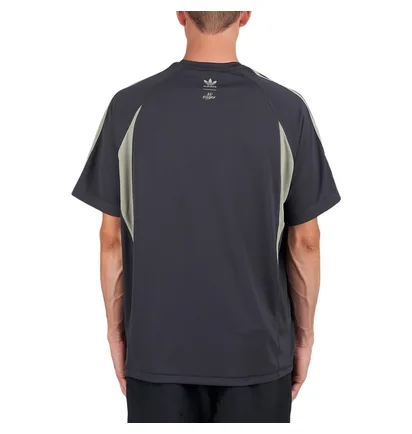 adidas x 100 Thieves T-Shirt (Grau)