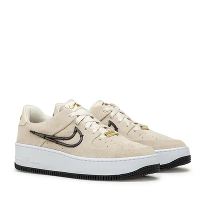 Nike WMNS Air Force 1 Sage Low LX (Beige / Weiß / Schwarz)