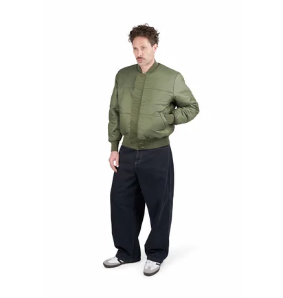 Alpha Industries MA-1 Base Flight Jacket (Grün)