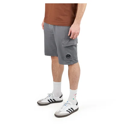 C.P. Company Light Fleece Cargo Lens Shorts (Grau)