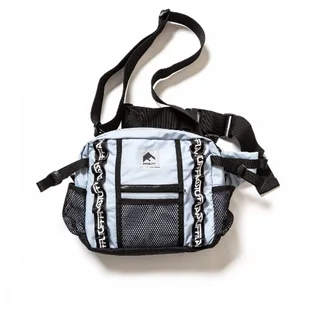 Flagstuff Body Bag (Silber)