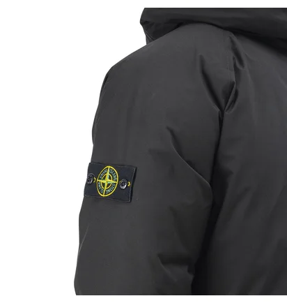 Stone Island Ripstop Gore-Tex Down Jacket (Schwarz)