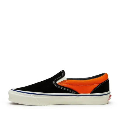Vans Vault UA OG Classic Slip-on LX (Schwarz / Orange)