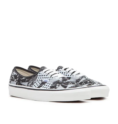 Vans UA Authentic 44DX Anaheim Factory WP (Schwarz / Weiß)