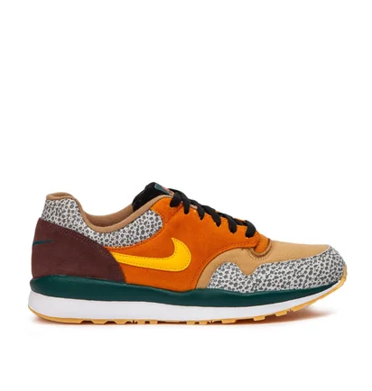 Nike Air Safari SE (Orange / Braun)