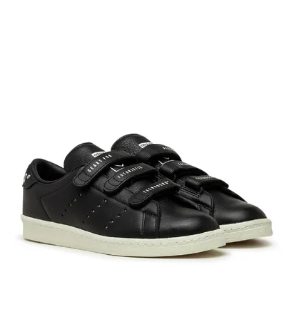 adidas X Human Made UNOFCL (Schwarz)