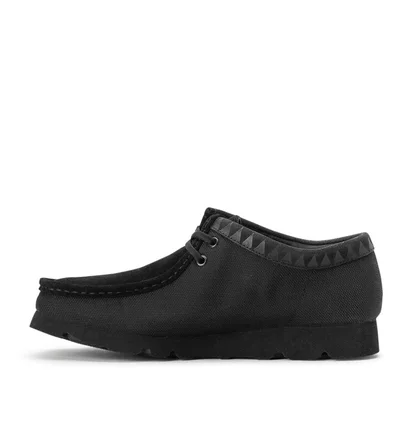Clarks x Neighborhood Wallabee Gore-Tex (Schwarz)