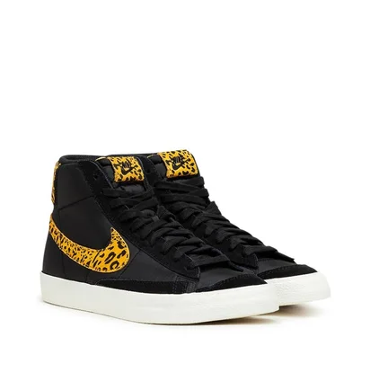 Nike WMNS Blazer Mid '77 (Schwarz / Braun)