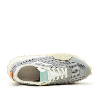 Filling Pieces Crease Runner (Grau / Weiß)