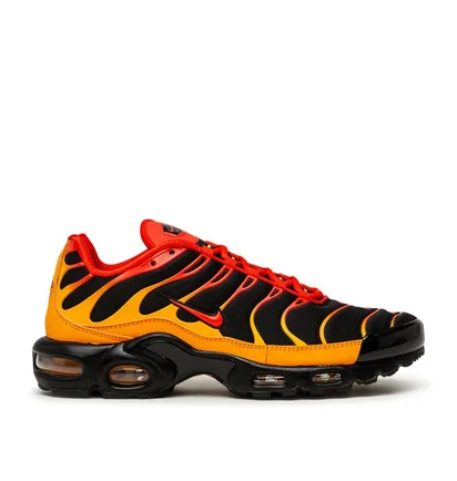 Nike Air Max Plus 'Volcano' (Schwarz / Orange / Rot)