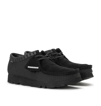 Clarks x Neighborhood Wallabee Gore-Tex (Schwarz)