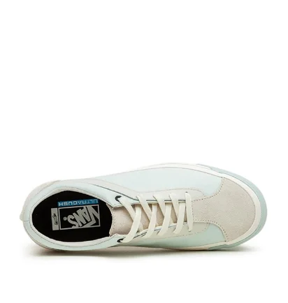 Vans Vault UA Bold Ni LX (Hellblau / Weiß)