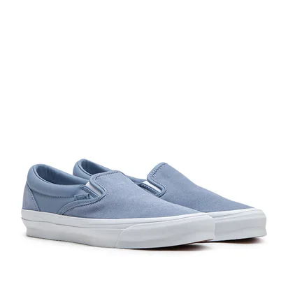 Vans Vault UA OG Classic Slip-On LX (Hellblau)