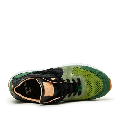 KangaROOS x SneakerBAAS Coil-R2 'Sin City II' Made in Germany (Schwarz / Grün)