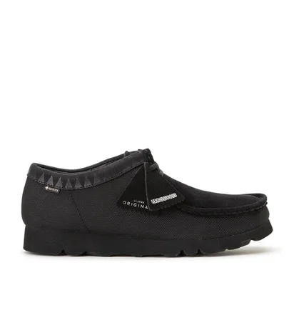 Clarks x Neighborhood Wallabee Gore-Tex (Schwarz)