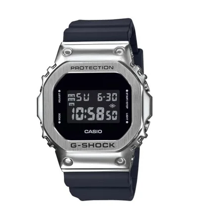 Casio G-Shock GM-5600-1ER (Silber / Schwarz)