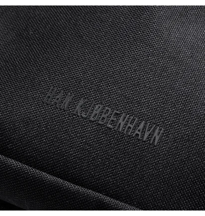 Han Kjobenhavn Triangle Bag (Schwarz)