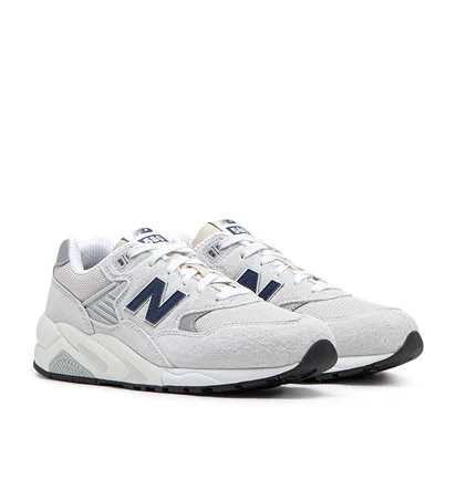 New Balance MT580GNV (Grau)