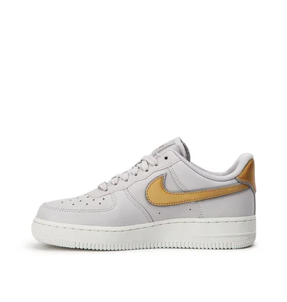 Nike Wmns Air Force 1 '07 Low ''Metallic'' (Grau)