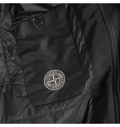 Stone Island Soft Shell-R Primaloft Jacket (Schwarz)