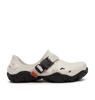 Crocs All Terrain Atlas Clog (Beige / Schwarz)