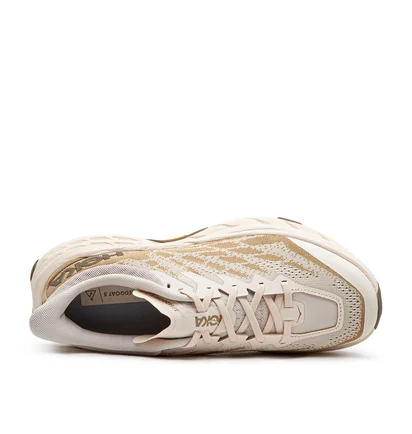 HOKA Speedgoat 5 (Beige)