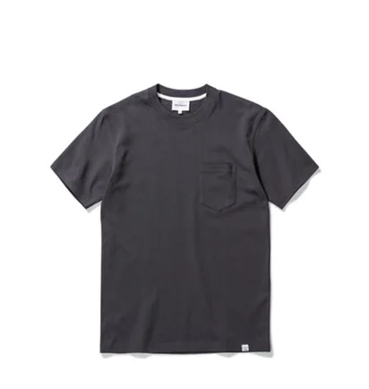 Norse Projects Johannes Pocket Tee (Dunkelgrau)