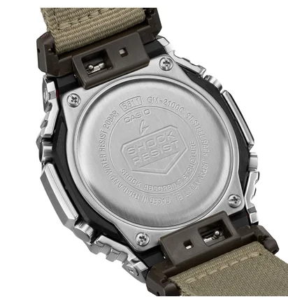 Casio G-Shock GM-2100C-5AER (Oliv / Grau)
