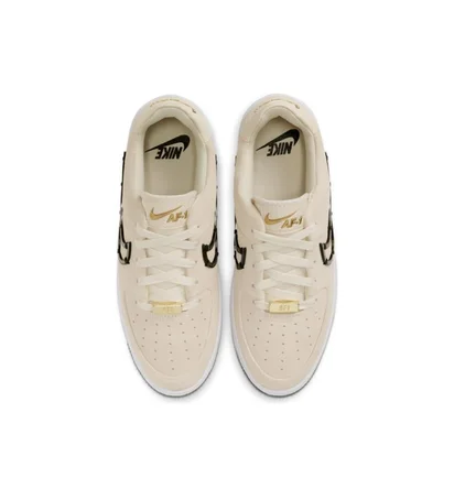 Nike WMNS Air Force 1 Sage Low LX (Beige / Weiß / Schwarz)