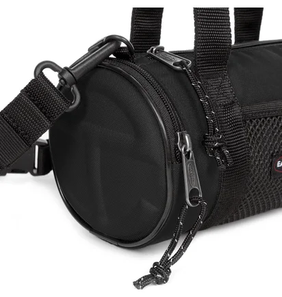 Eastpak x Telfar Duffel S (Schwarz)