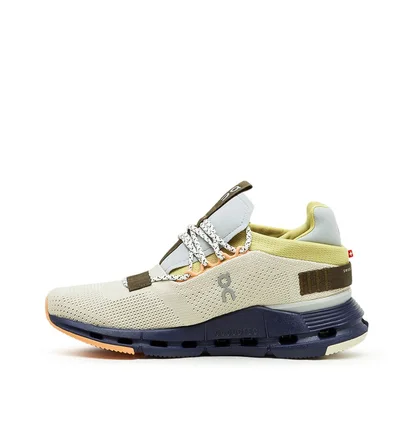 On WMNS Cloudnova (Multi)