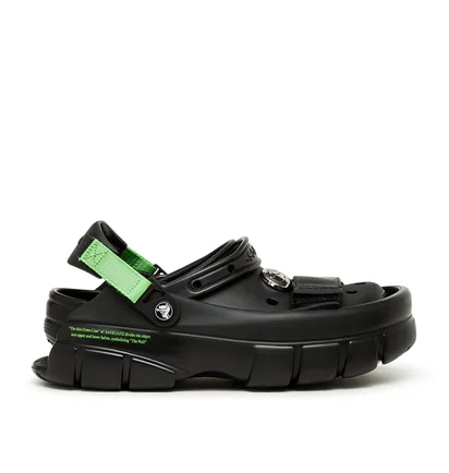 Sankuanz x Crocs Classic Clog (Schwarz)