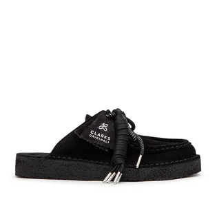 Clarks x Jorja Smith WMNS Desert Nomad Mule (Schwarz)