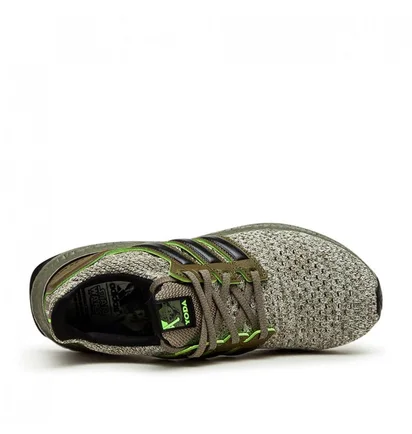 adidas X Star Wars UltraBoost DNA “Yoda” (Olivgrün)