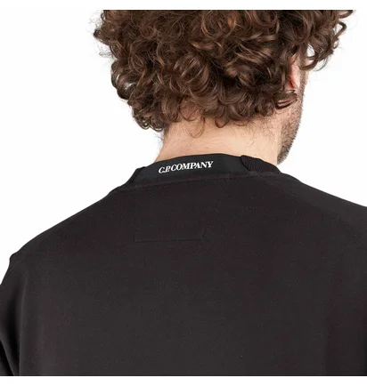 C.P. Company Diagonal Raised Fleece Crewneck Lens Sweatshirt (Schwarz)