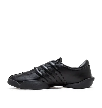 Y-3 Regu (Schwarz)