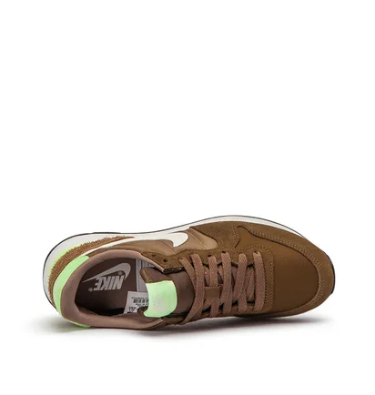Nike WMNS Internationalist (Braun)