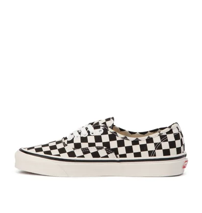 Vans Authentic 44 DX (Schwarz / Weiß)