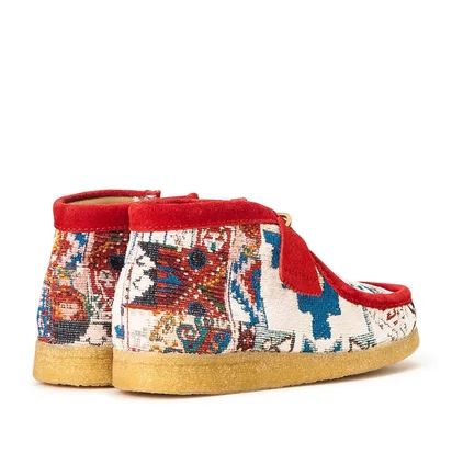 Clarks Originals x Todd Snyder Wallabee Boot (Rot / Multi)