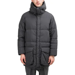Snow Peak Recycled Nylon Ripstop Down Coat (Schwarz)
