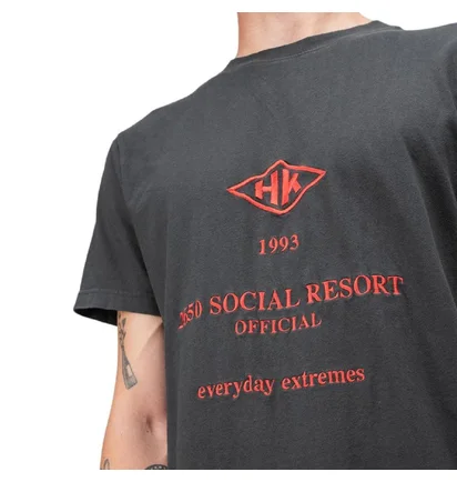 Han Kjobenhavn Artwork Tee (Schwarz)