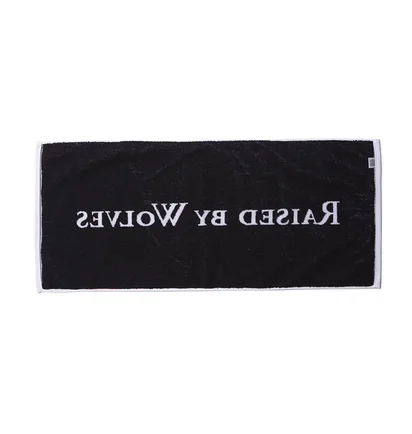 Raised by Wolves Sports Towel (Schwarz / Weiß)