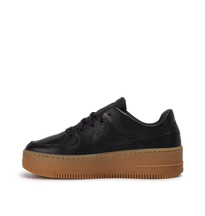 Nike WMNS Air Force 1 Sage Low LX (Schwarz)