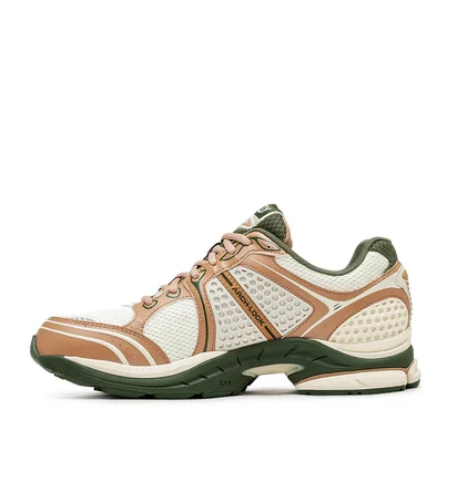 Saucony & Friends Seanella Abraham ProGrid Triumph 4 (Beige / Grün)