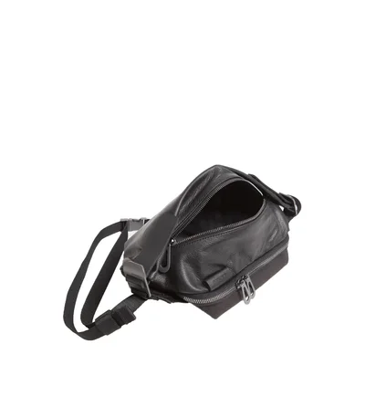 côte&ciel Isarau Small Alias Sling Bag (Schwarz)