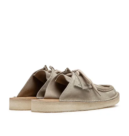Clarks DSRT Nomad Mule (Grau)