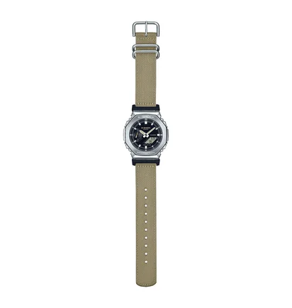 Casio G-Shock GM-2100C-5AER (Oliv / Grau)