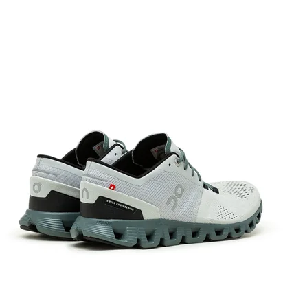 On Cloud X 'Glacier' (Grau / Anthrazit)