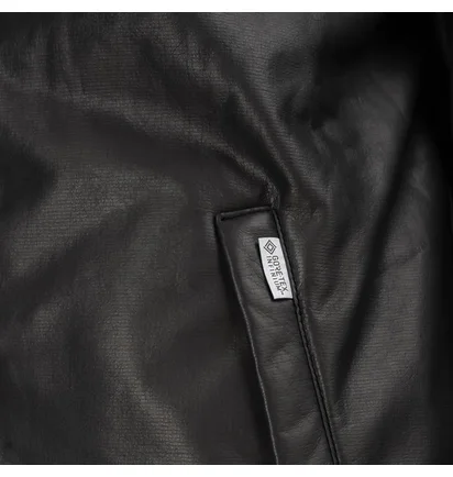 Raised by Wolves Gore-Tex Infinium Coach Jacket (Schwarz)