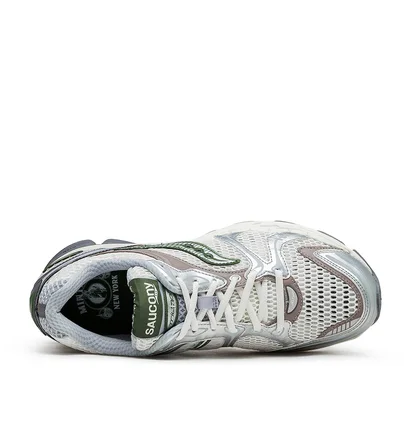 Saucony x Minted NY ProGrid Triumph 4 (Weiß / Silber – Saucony text_image_alt 6